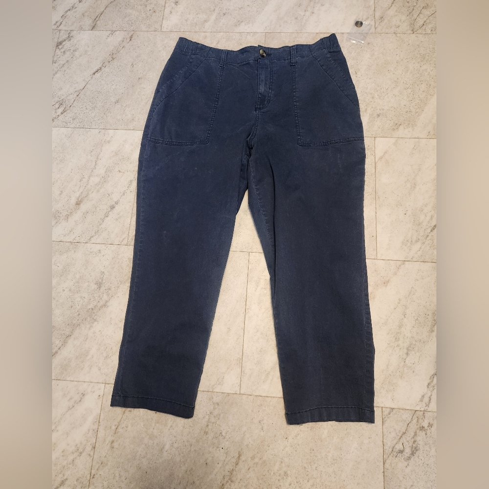 NWT Ladies Pants